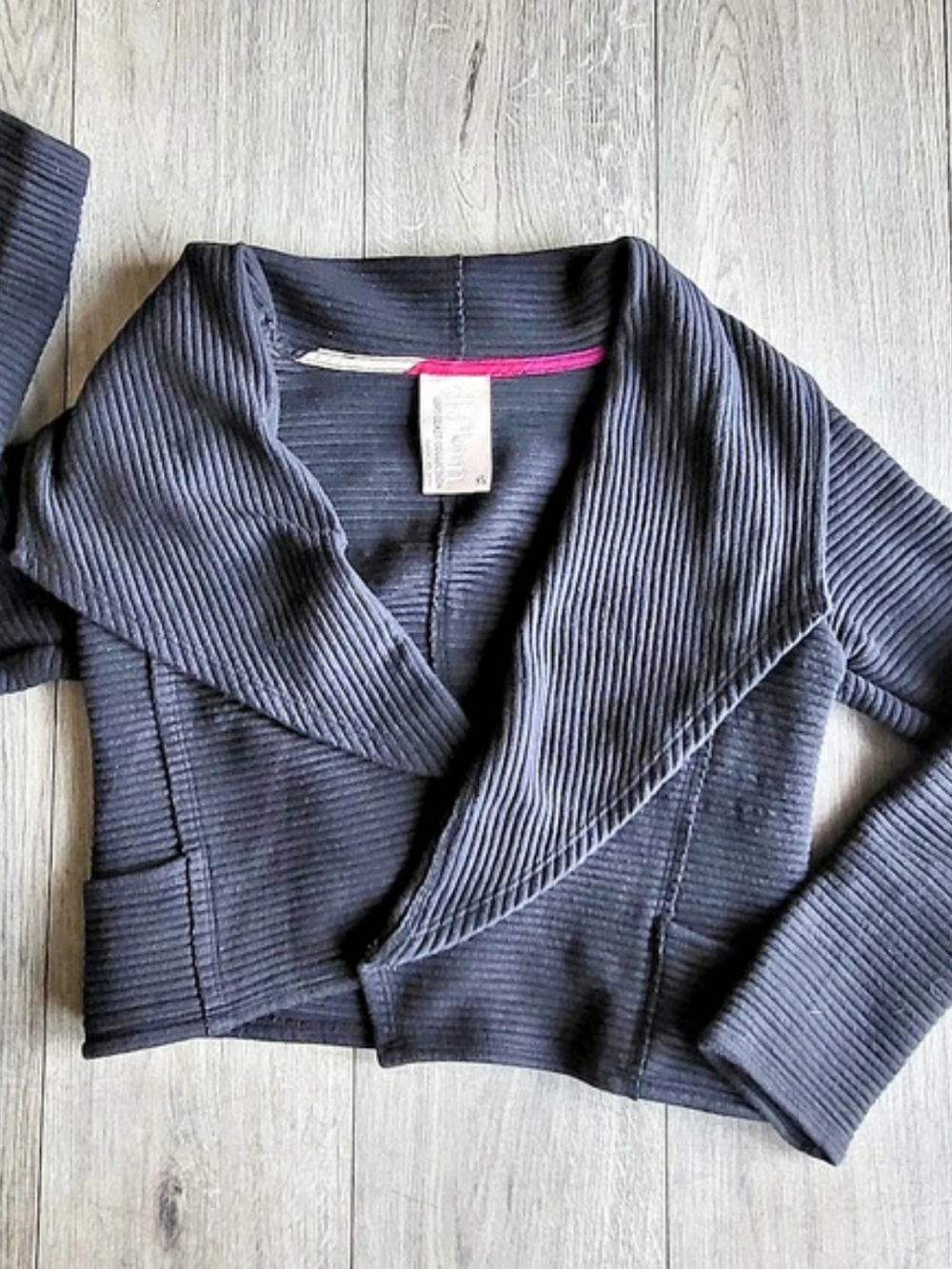 Dolan Left Coast Collection Black Ribbed Open Front Cropped Jacket XS